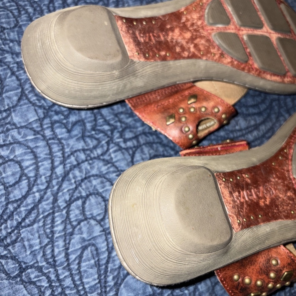 Ariat North Star 7 B Studded Thong Cut Out Sandals Red Brown Flip Flop *read* - Picture 10 of 12